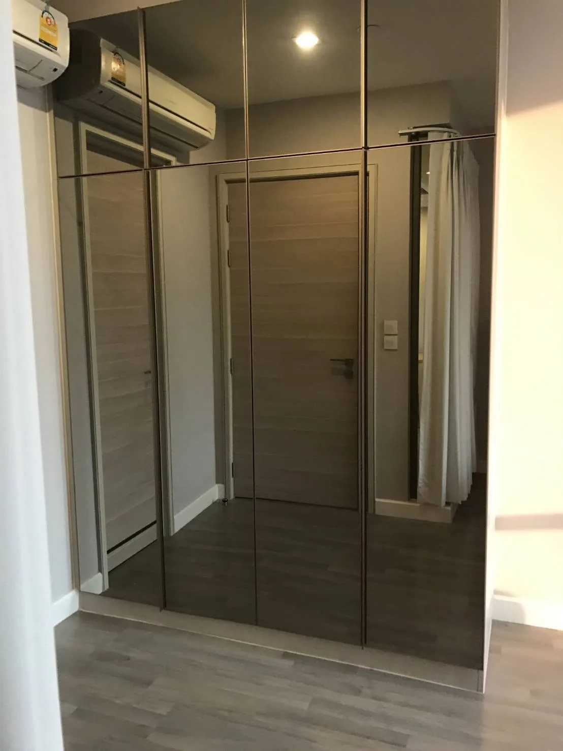 Property photos for The room Sathorn - TanonPun