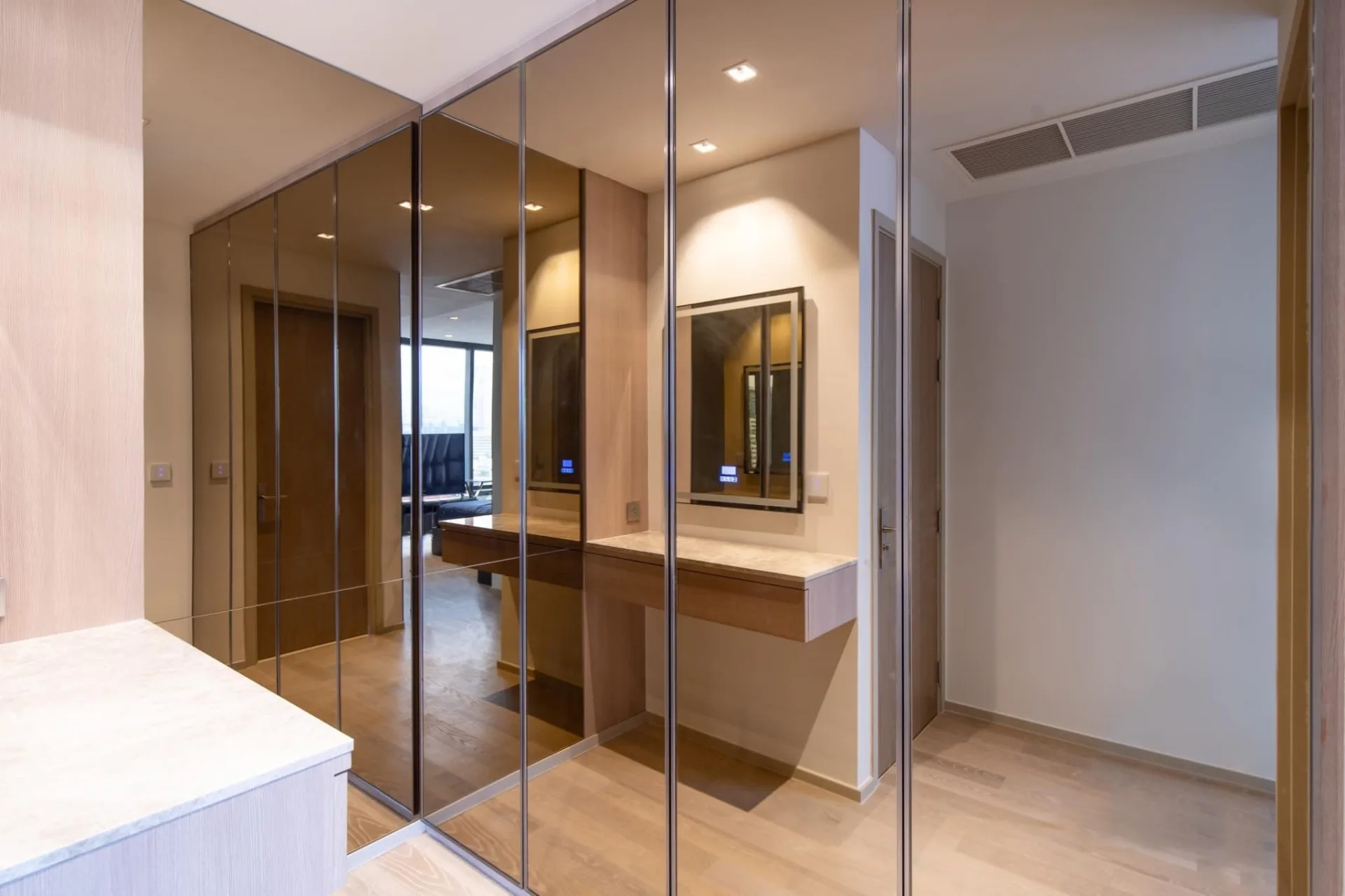 Property photos for Ashton Silom