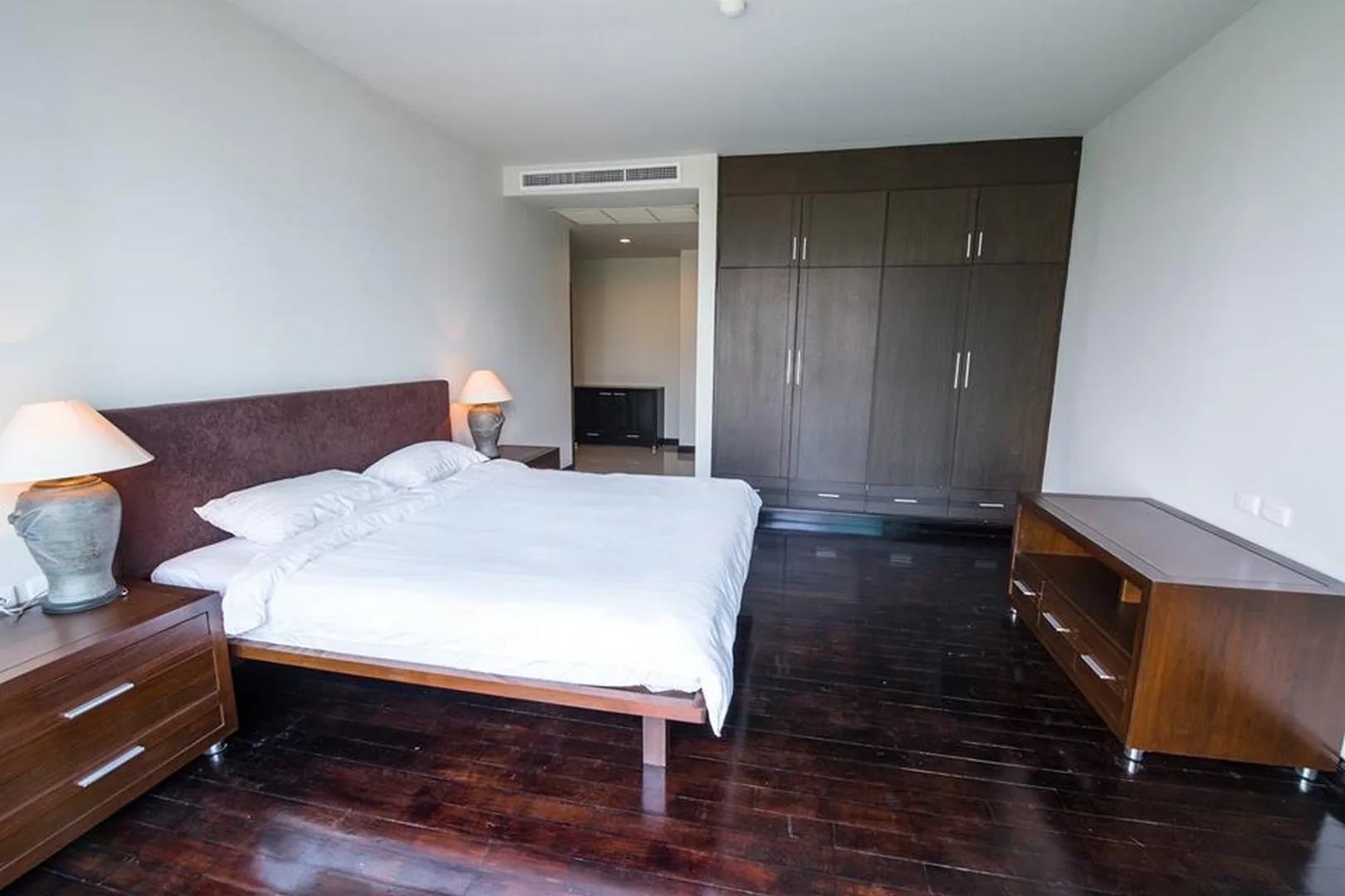 Property photos for Baan Thirapa
