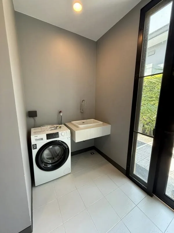 Property photos for Setthasiri Krungthep Kreetha 2