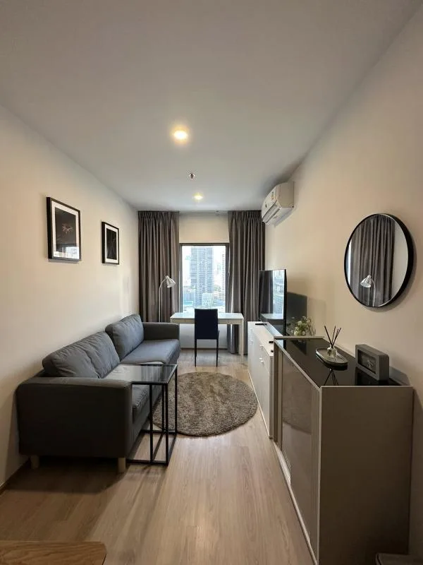 Property photos for Life Rama 4 - Asoke
