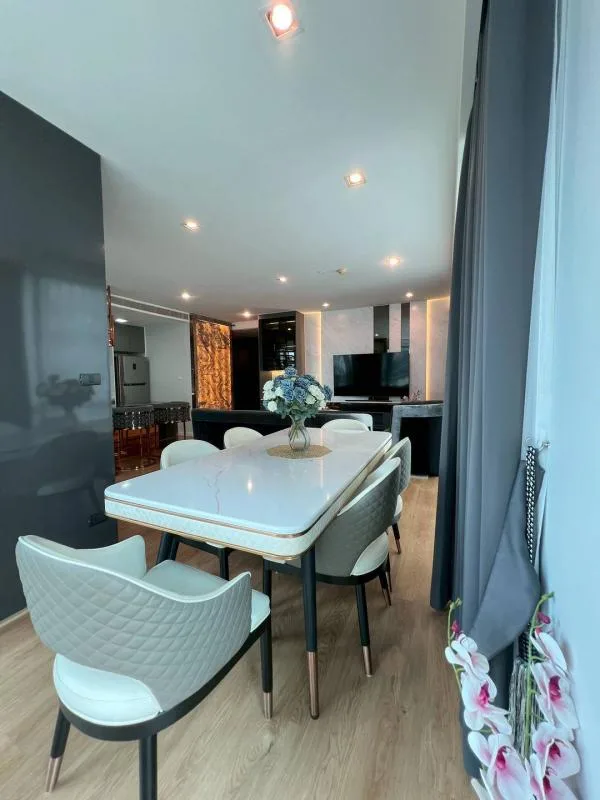 Property photos for The Room Sukhumvit 21