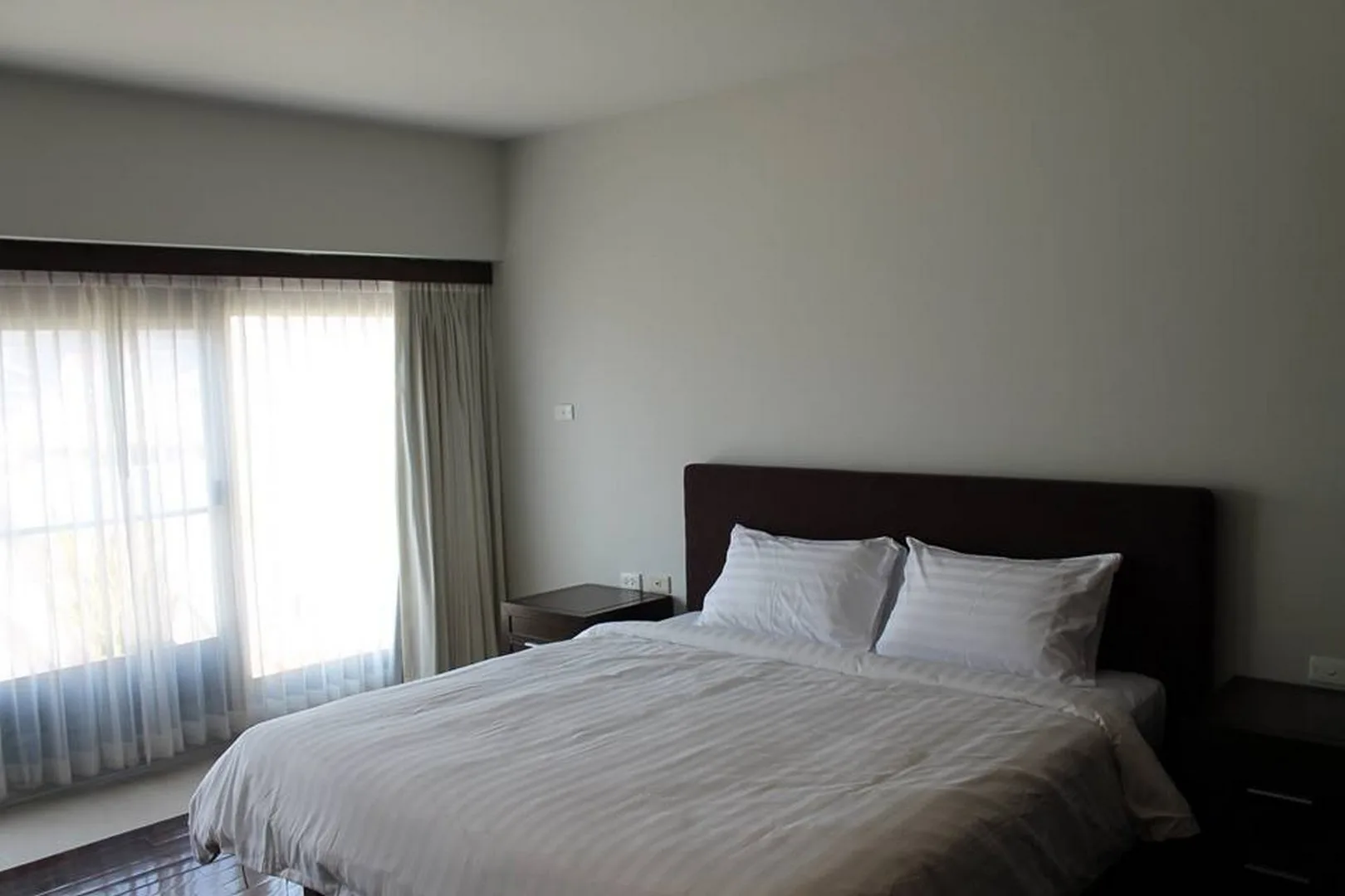 Property photos for Baan Thirapa