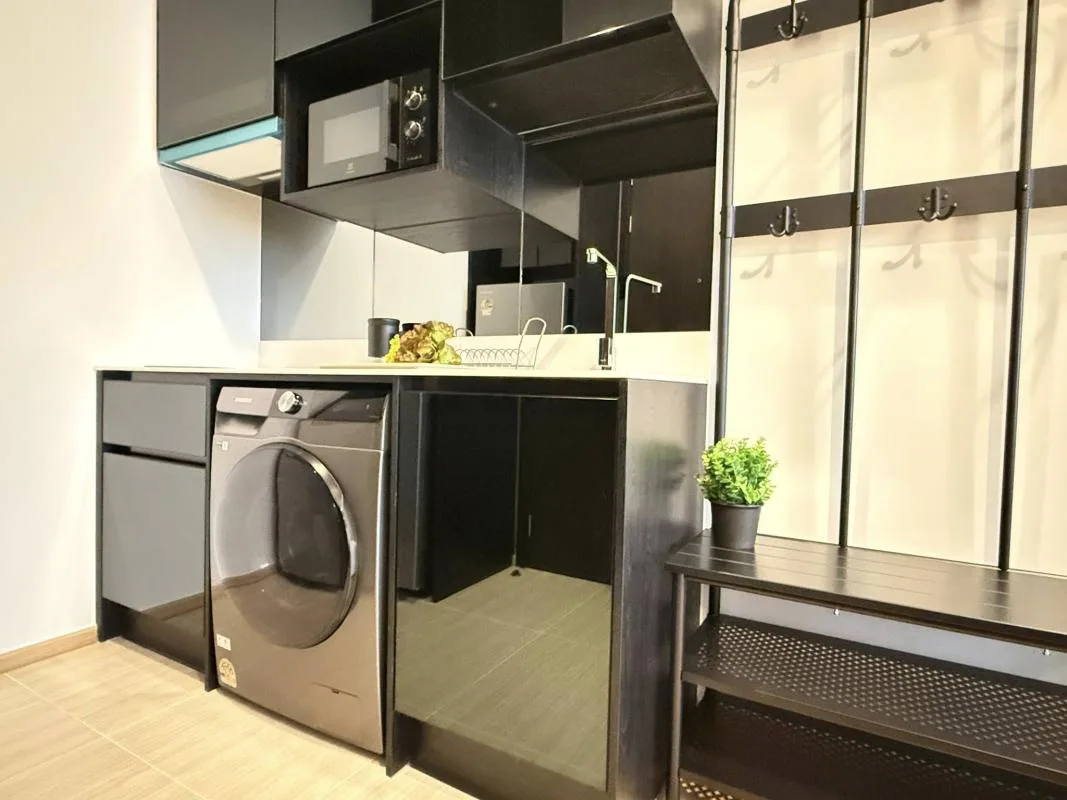 Property photos for Noble Around Ari