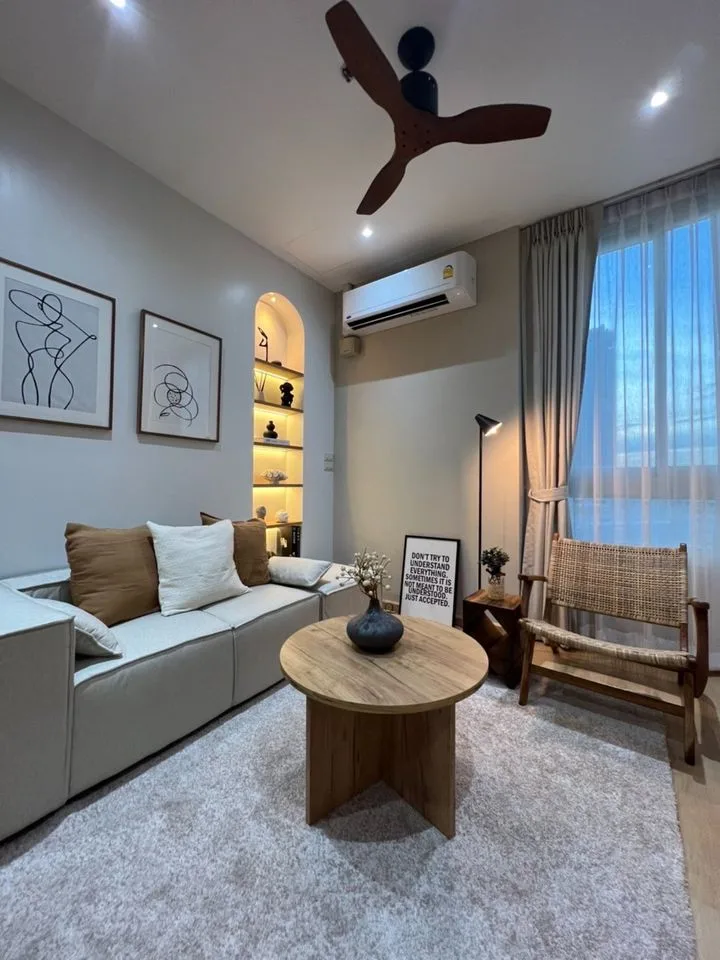 Property photos for Villa Rachatewi
