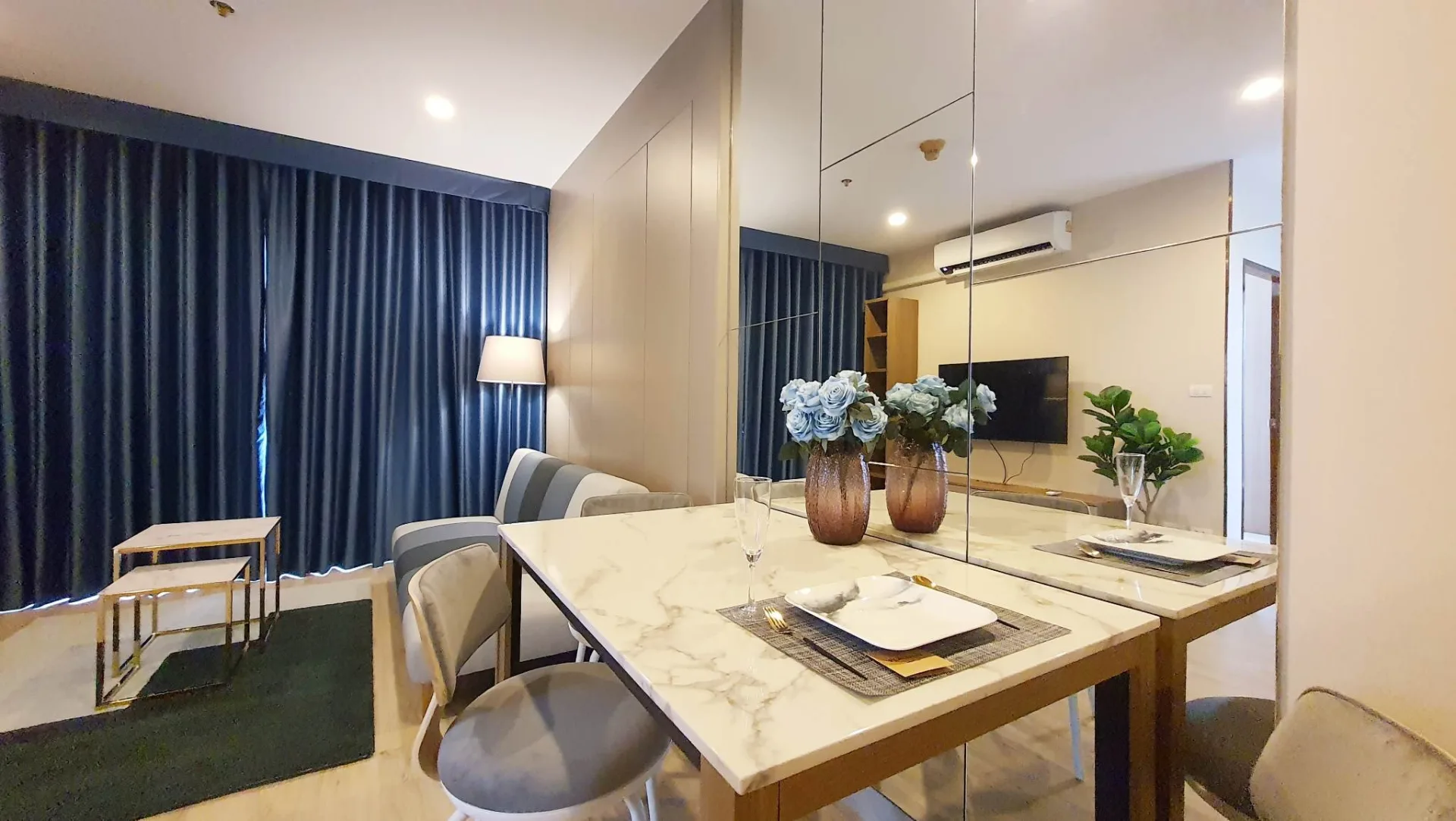 Property photos for Vista Garden