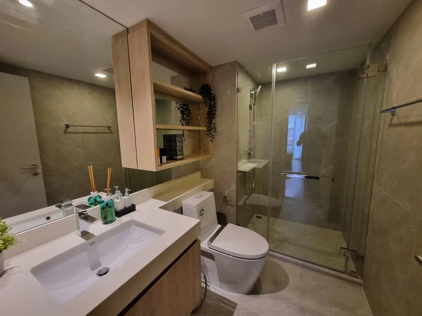 Property photos for Piya Apartment Sukhumvit 15