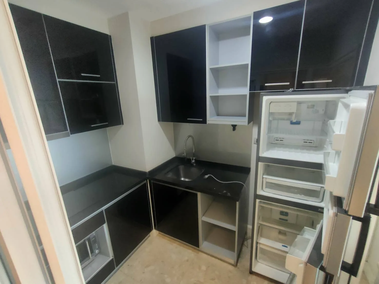 Property photos for The Crest Sukhumvit 34
