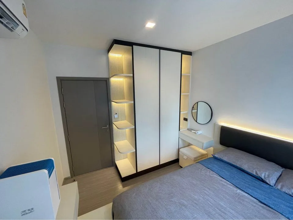 Property photos for Life Asoke Hype