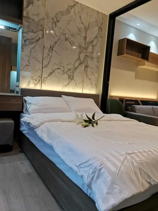 Property photos for THE LINE Phahonyothin Park