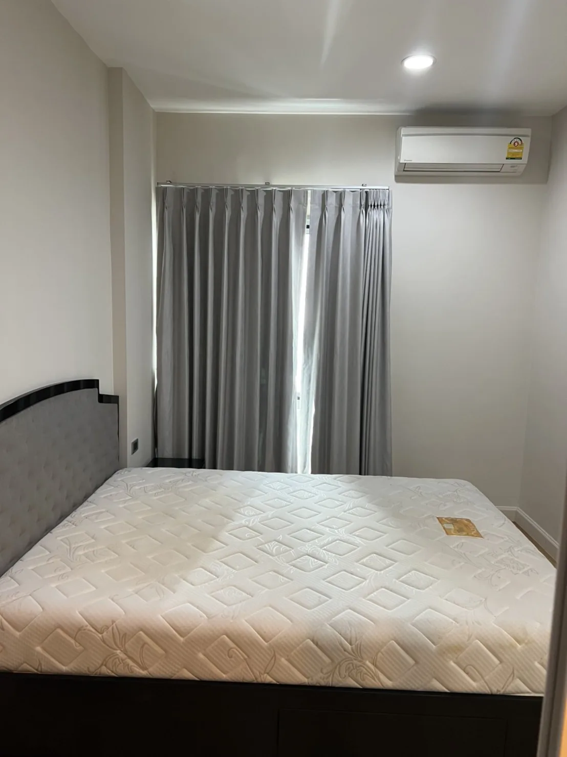 Property photos for The Crest Sukhumvit 34