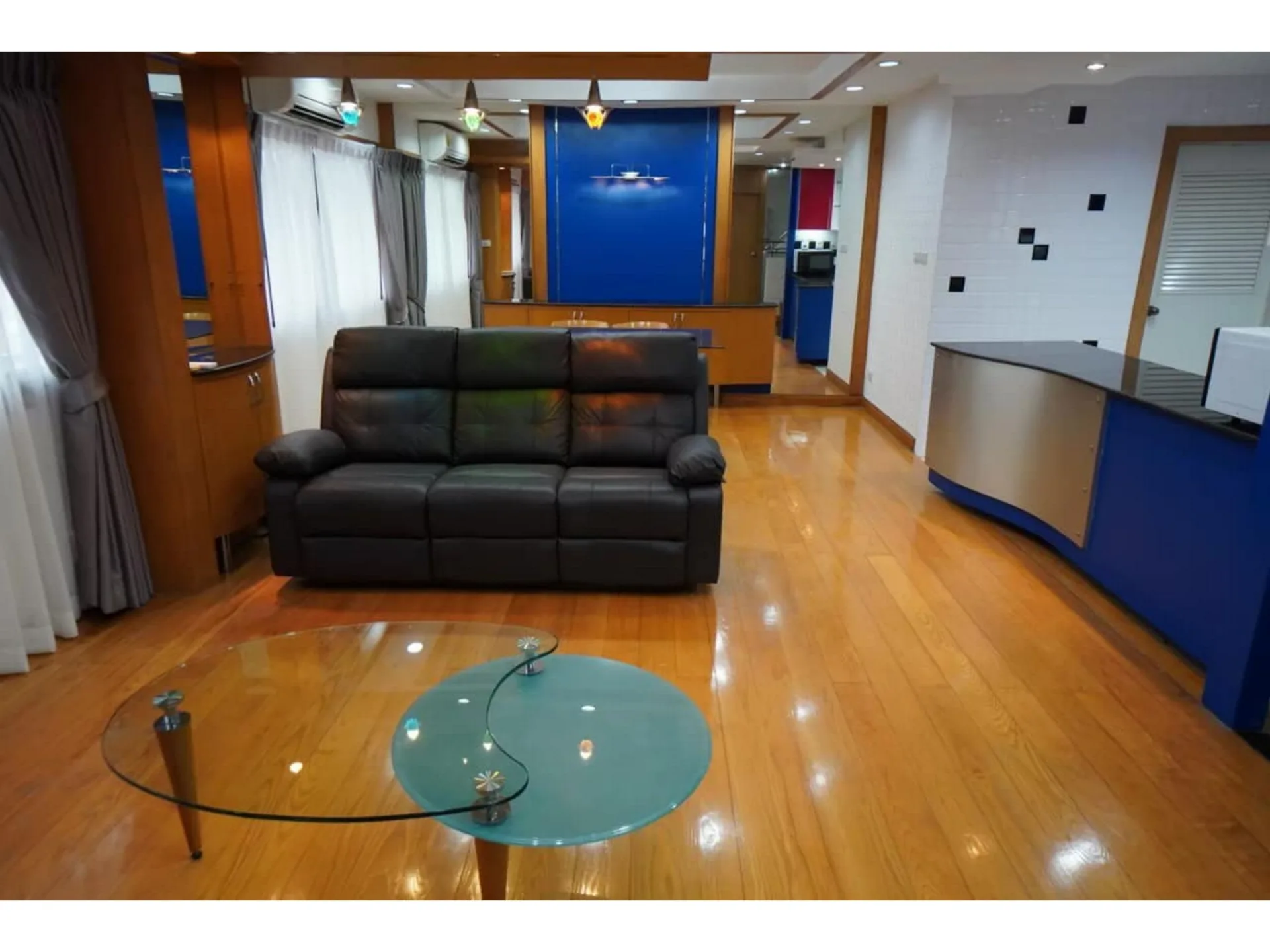Property photos for The Royal Place 2