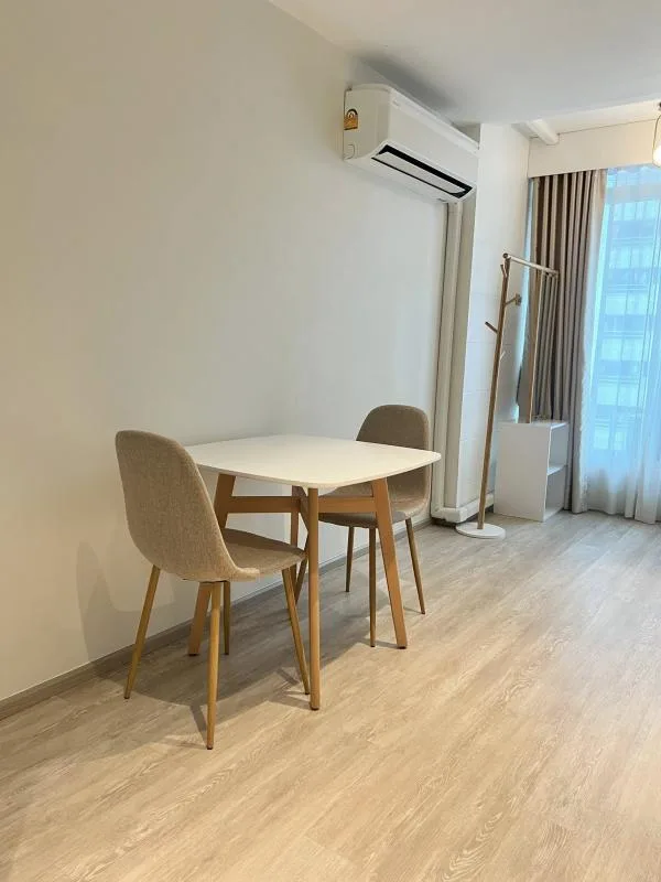 Property photos for The Clover Thonglor