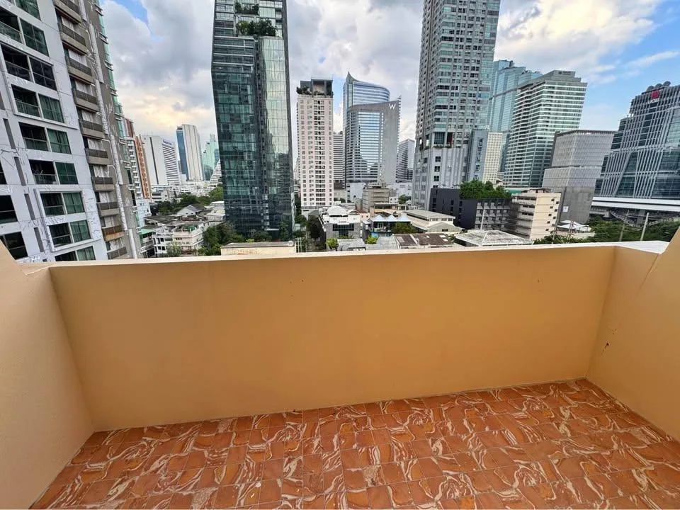 Property photos for Sampoom Garden