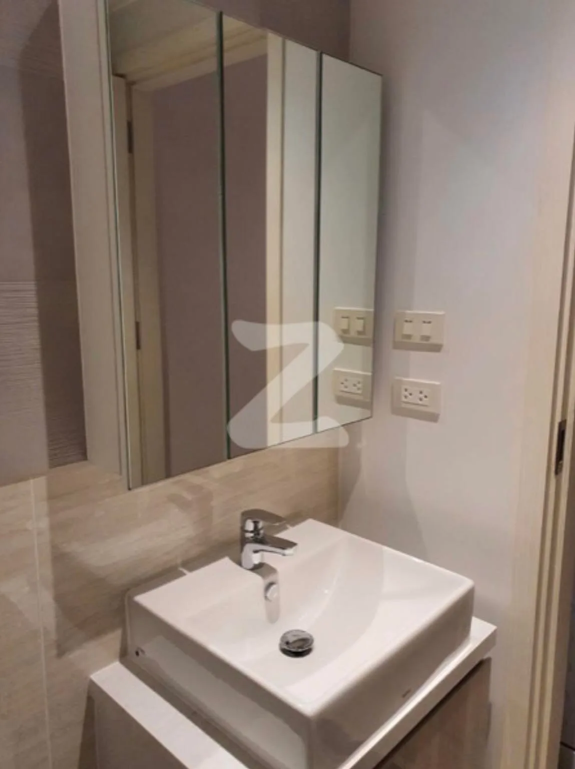 Property photos for Runesu Thonglor 5