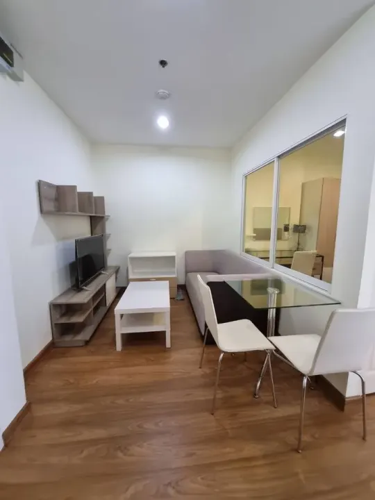 Property photos for Life @ Phahon - Ari