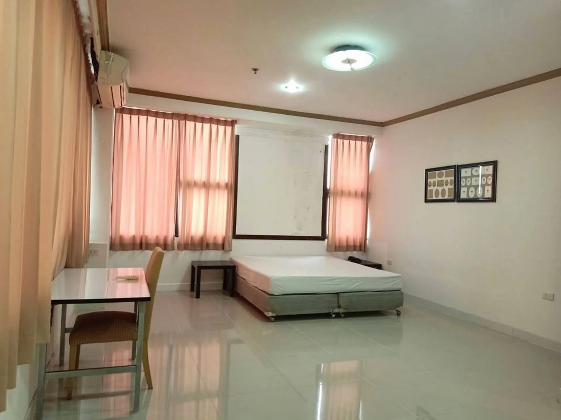 Property photos for The Waterford Park Sukhumvit 53