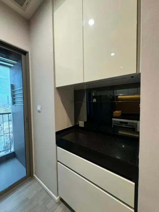 Property photos for The Room Sathorn - St.Louis