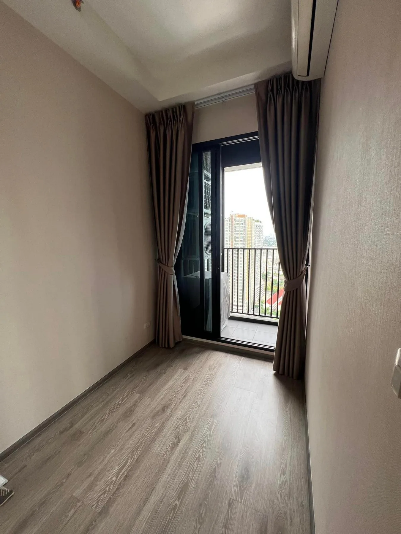 Property photos for Knightsbridge Prime Onnut
