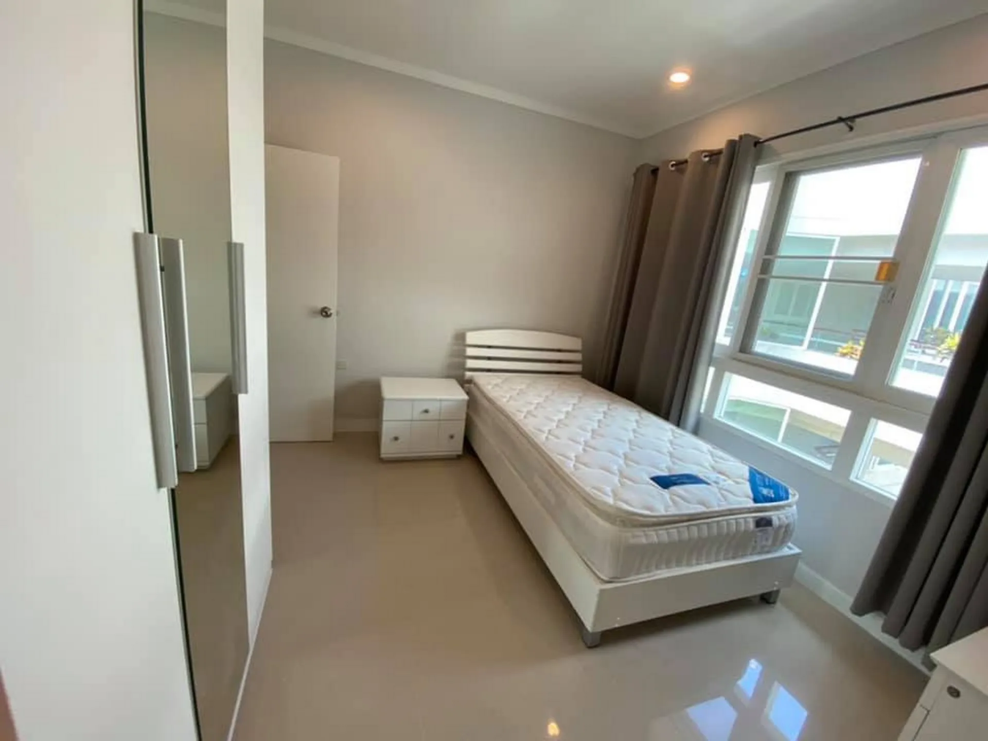 Property photos for Baan Siri Sathorn