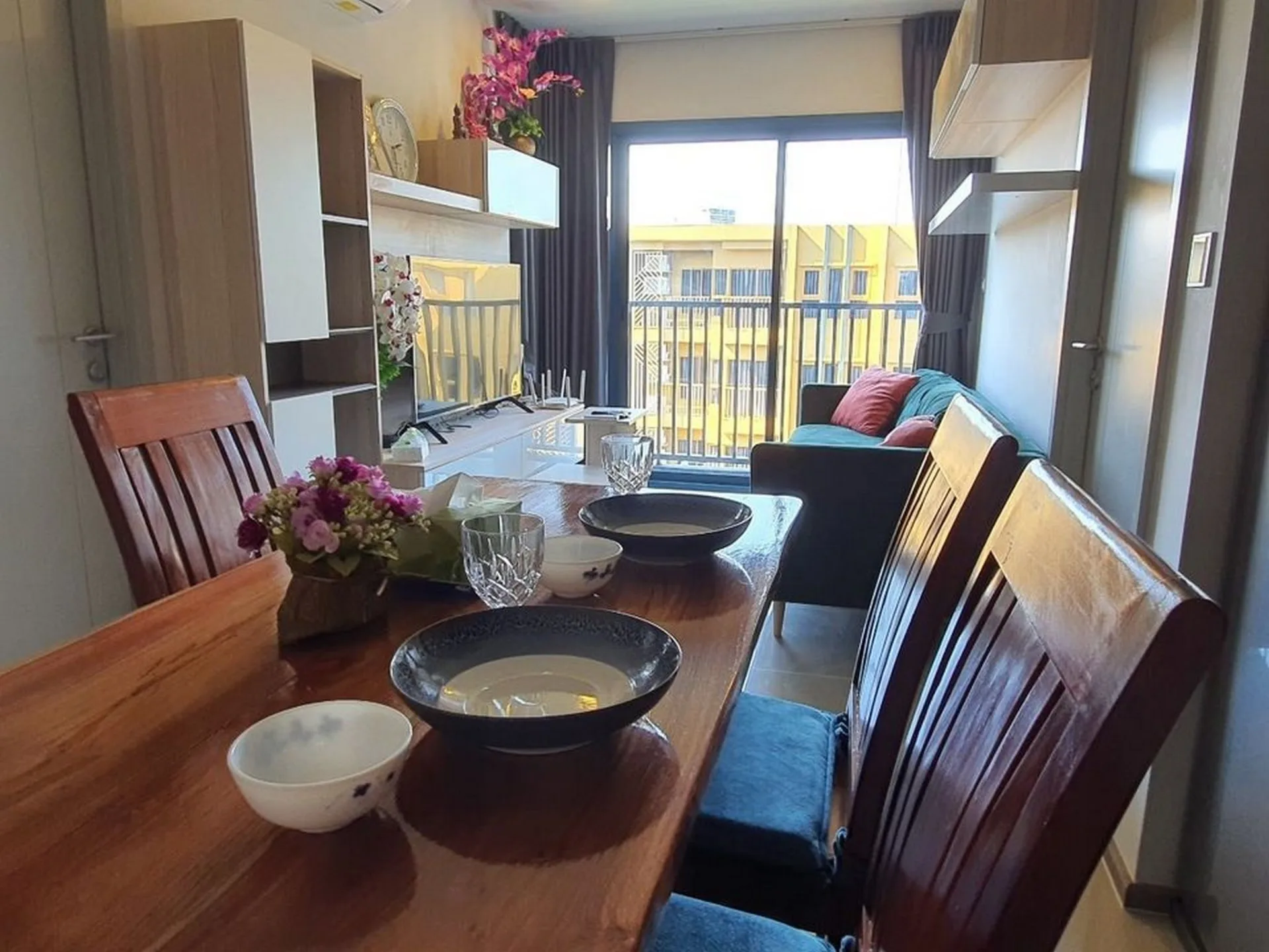 Property photos for THE BASE Sukhumvit 50