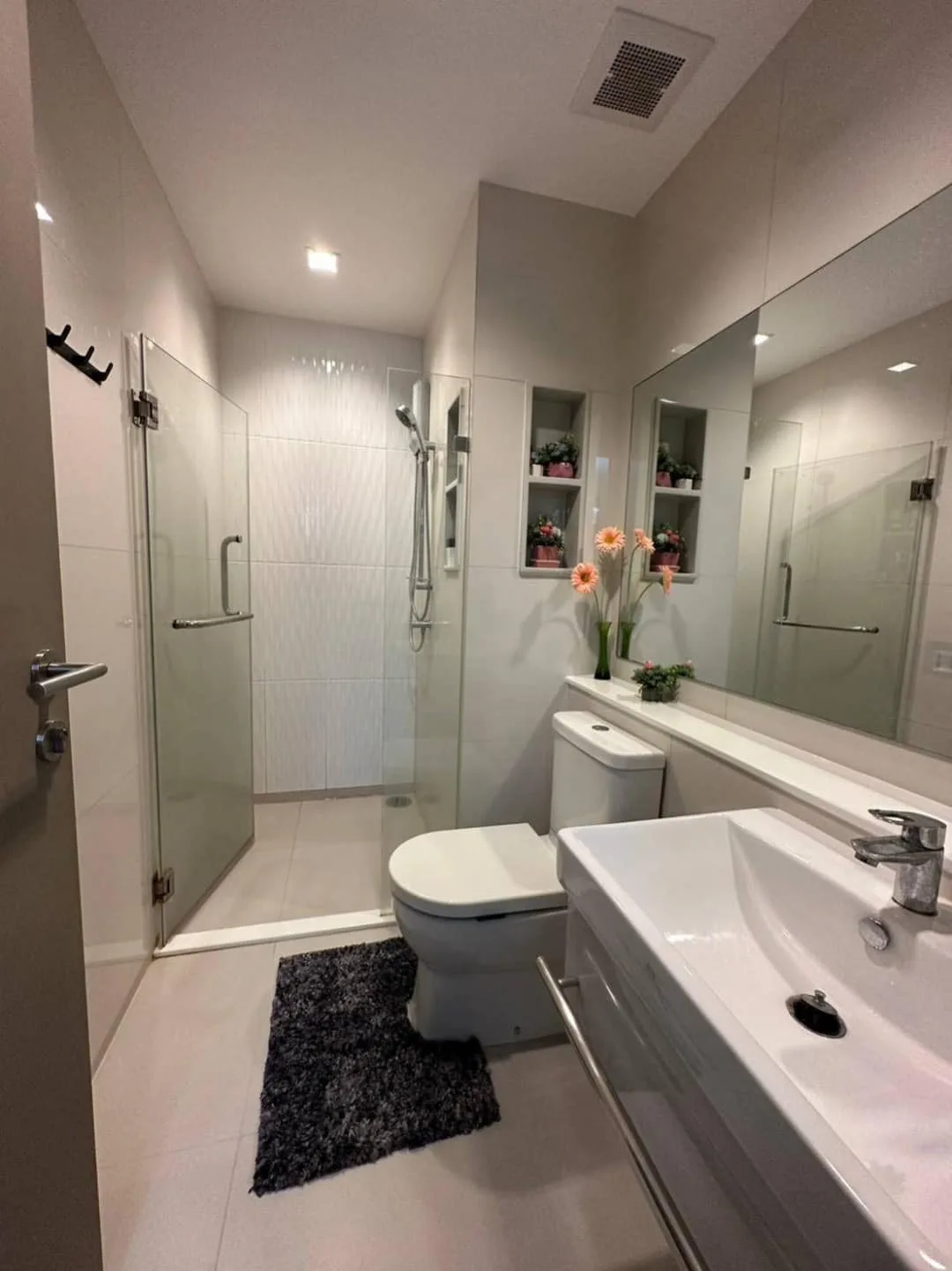 Property photos for LIFE Asoke - Rama 9