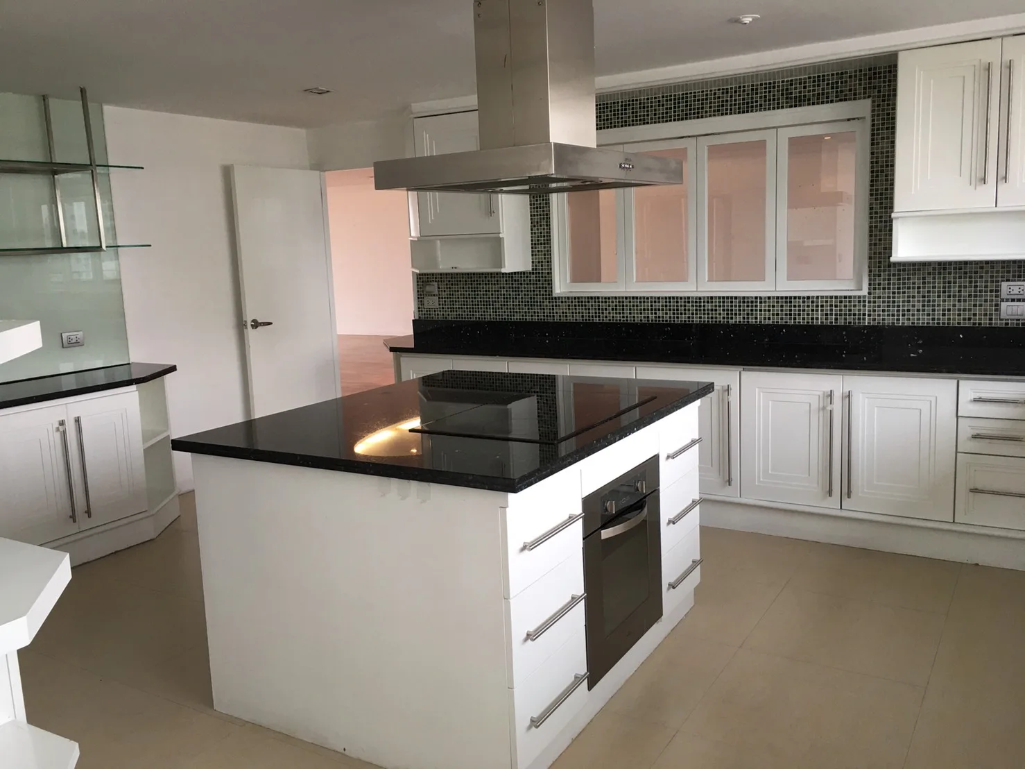 Property photos for Bangkapi Mansion