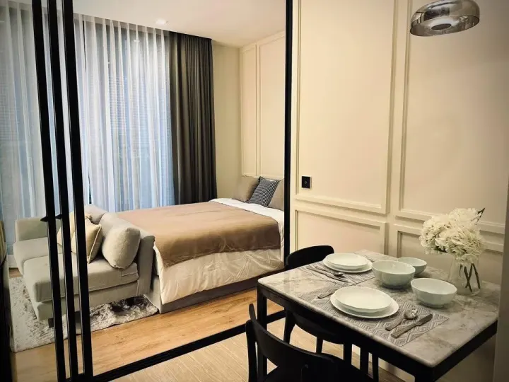 Property photos for Noble Around Ari