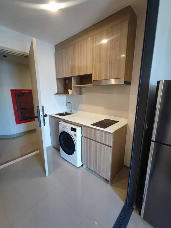 Property photos for Life Rama 4 - Asoke