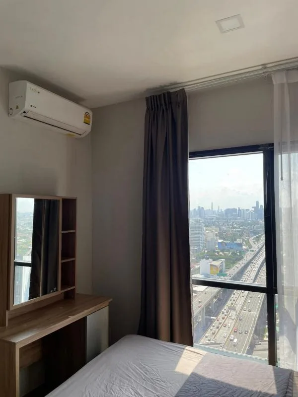 Property photos for Metris Rama 9-ramkhamhaeng