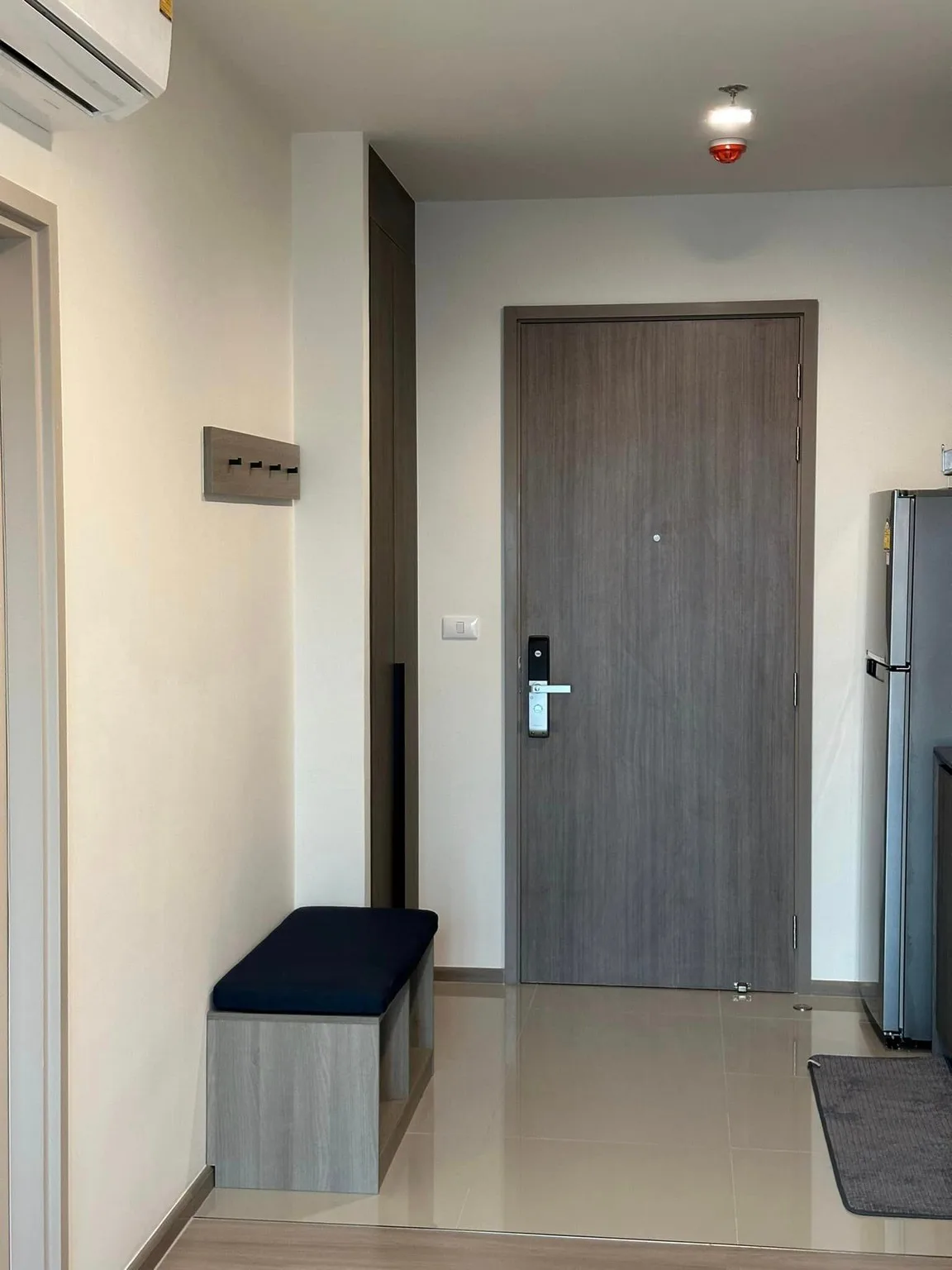 Property photos for The Base Phetchaburi-thonglor