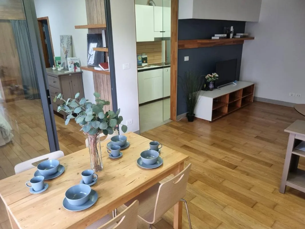 Property photos for Montrose Court
