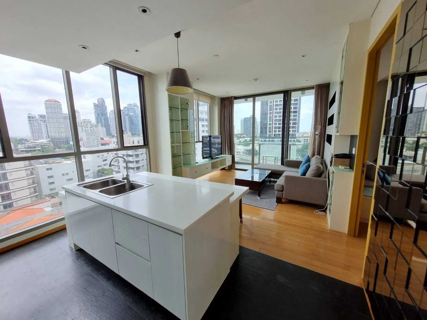 Property photos for Aequa Sukhumvit 49