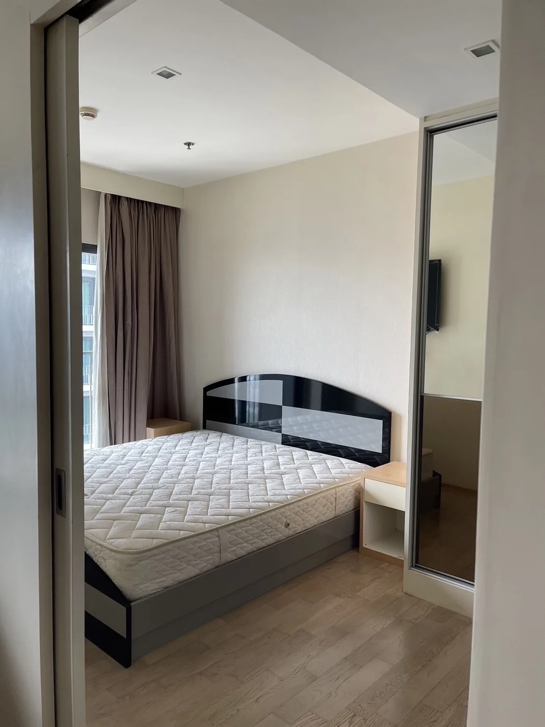 Property photos for Noble Remix