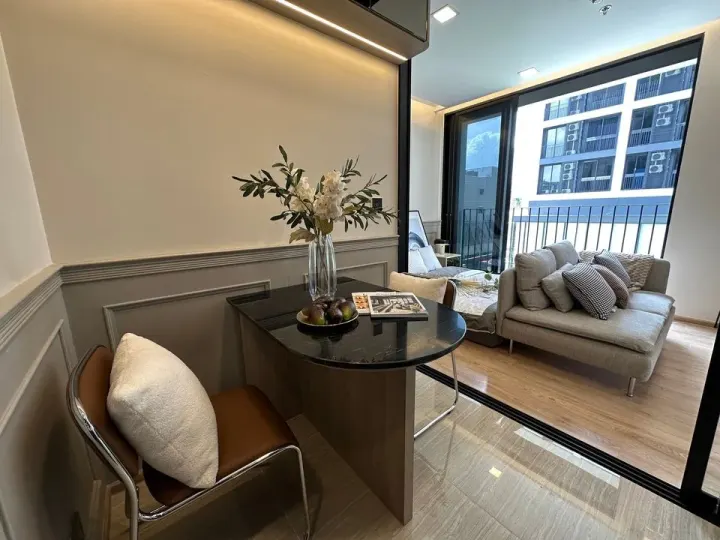 Property photos for Noble Around Ari