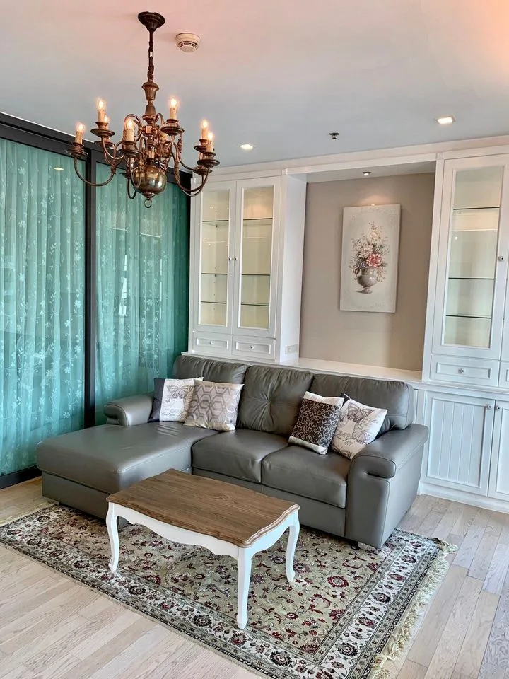 Property photos for Noble Remix