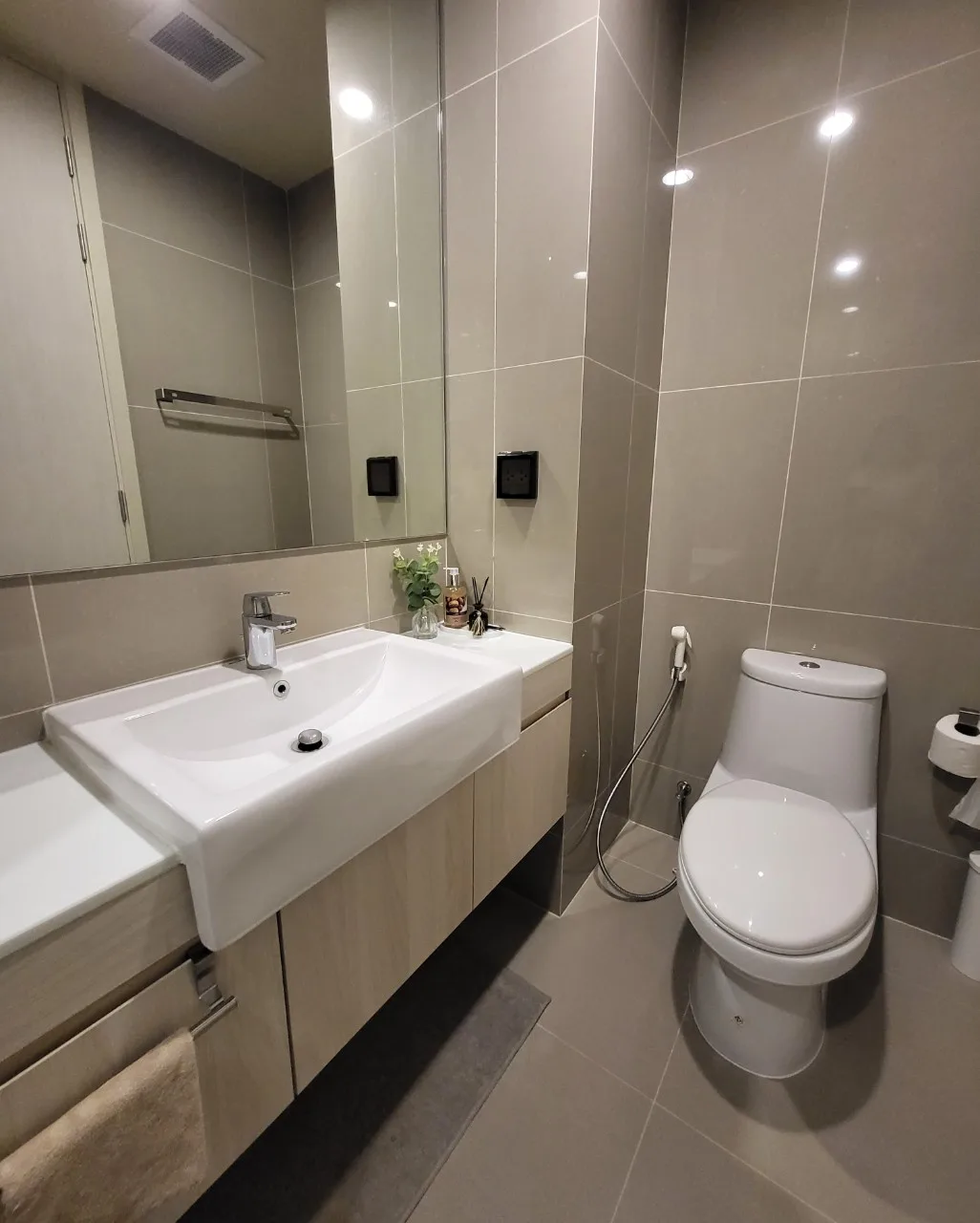 Property photos for Noble Recole
