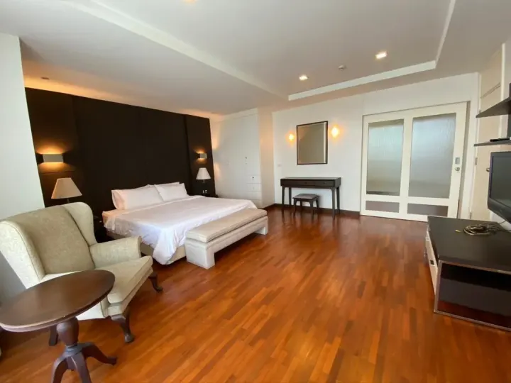 Property photos for Newton Tower