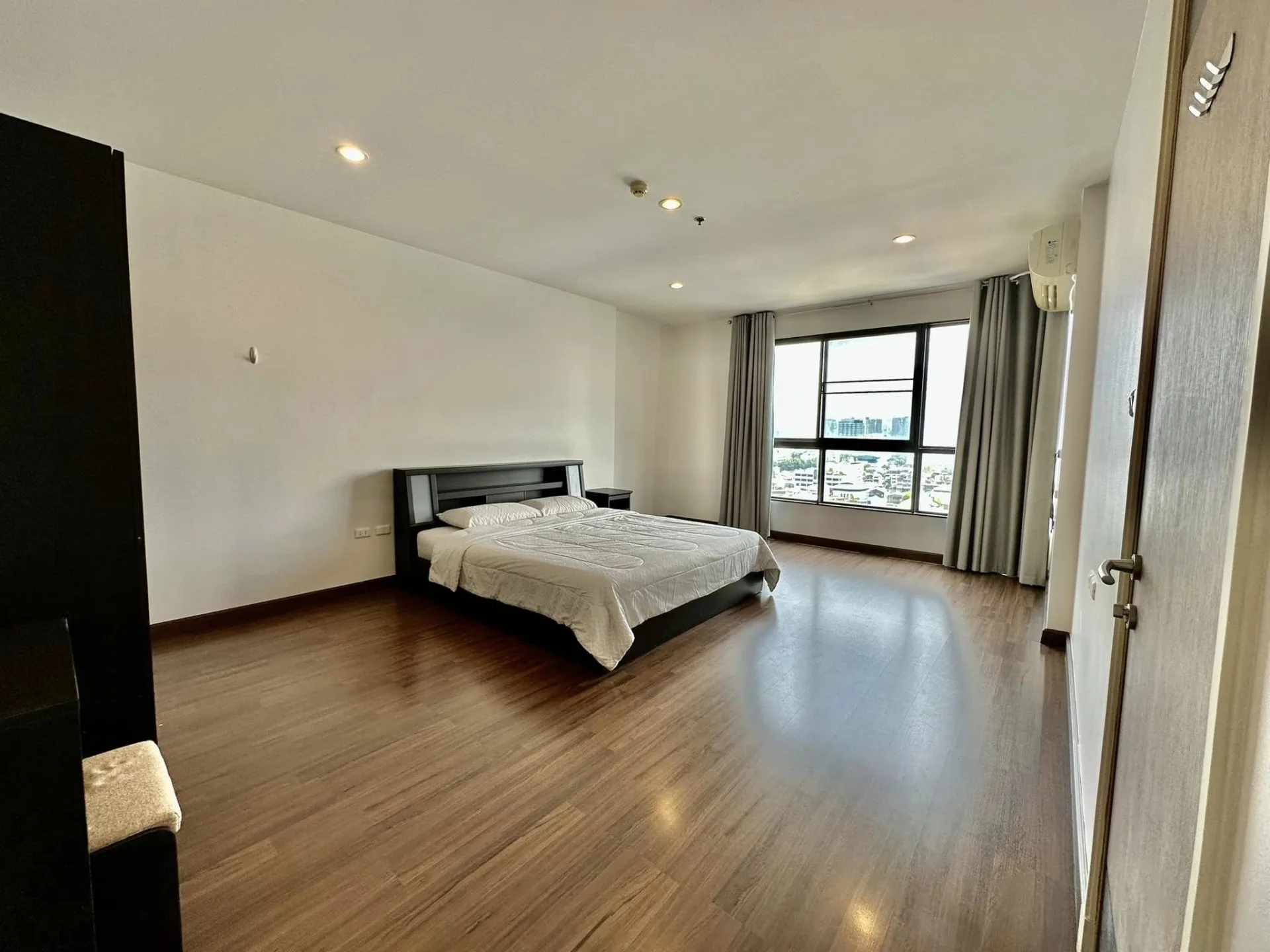 Property photos for Supalai Premier Ratchathewi