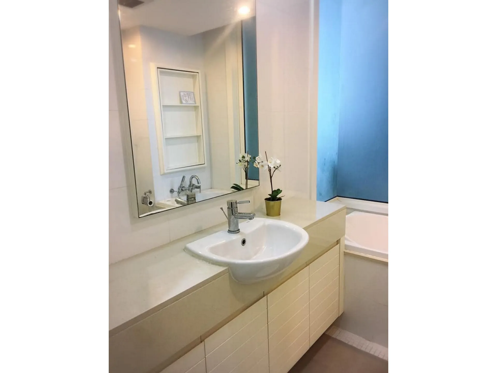 Property photos for Siri Residence