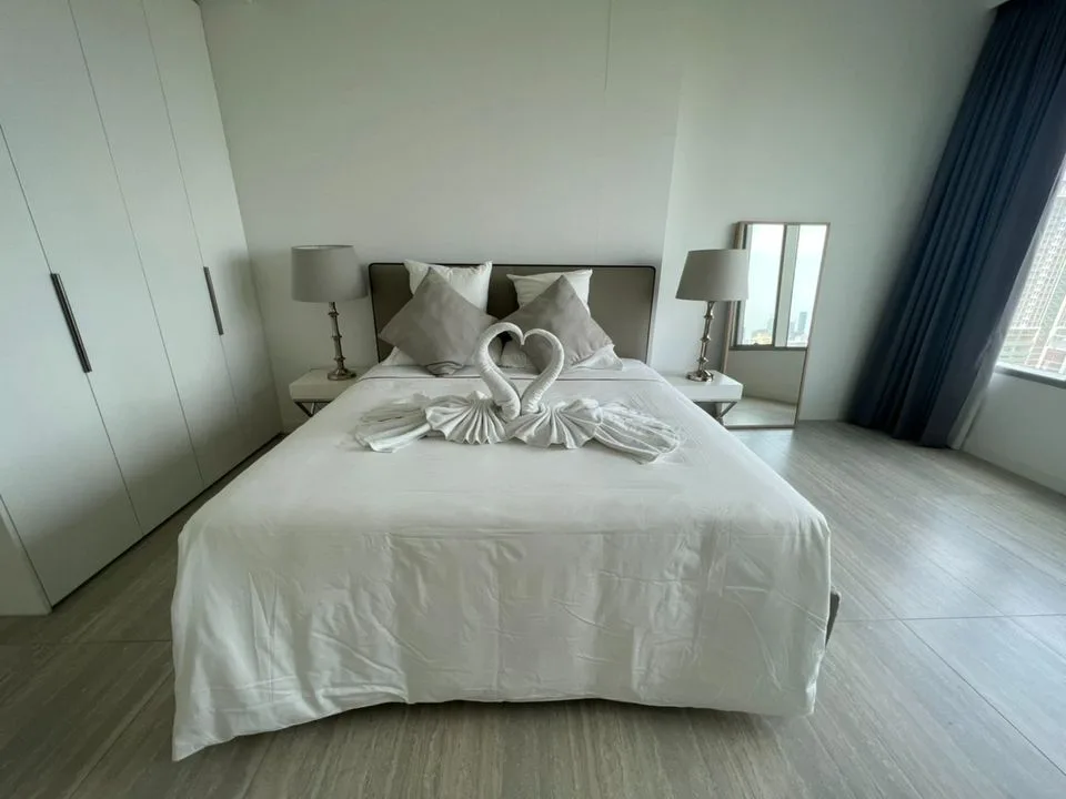Property photos for 185 Rajadamri