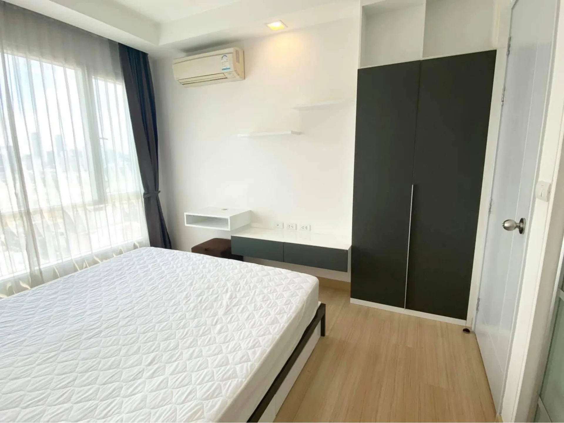 Property photos for Thru Thonglor
