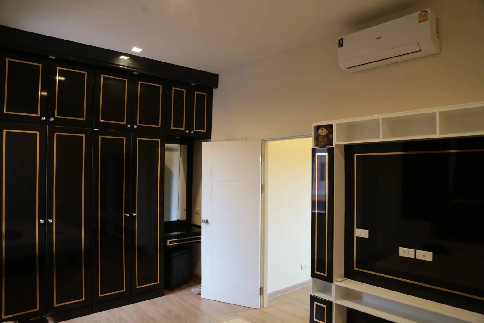 Property photos for Townhome