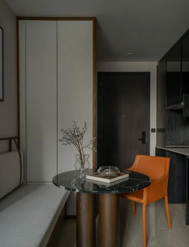 Property photos for Noble Around Ari