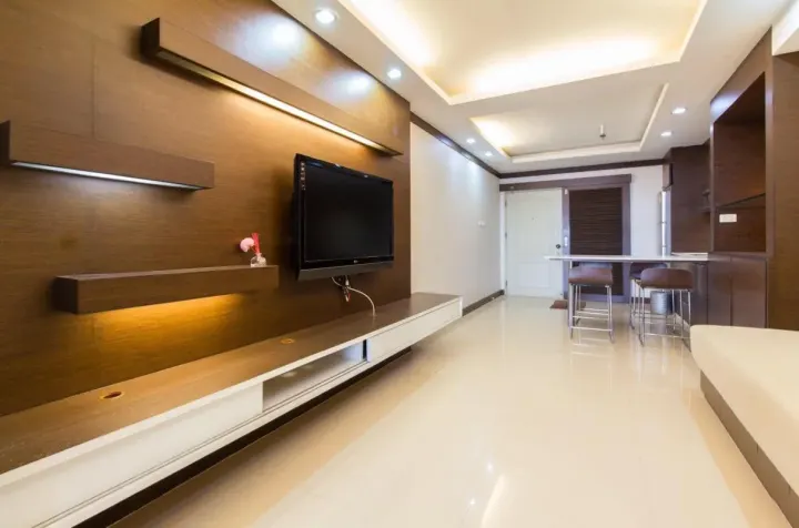 Property photos for State Tower