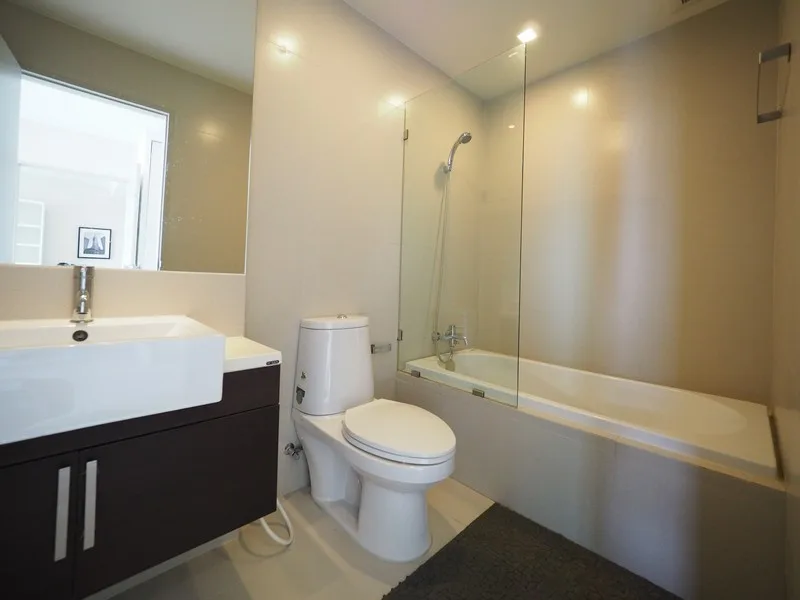 Property photos for Noble Solo