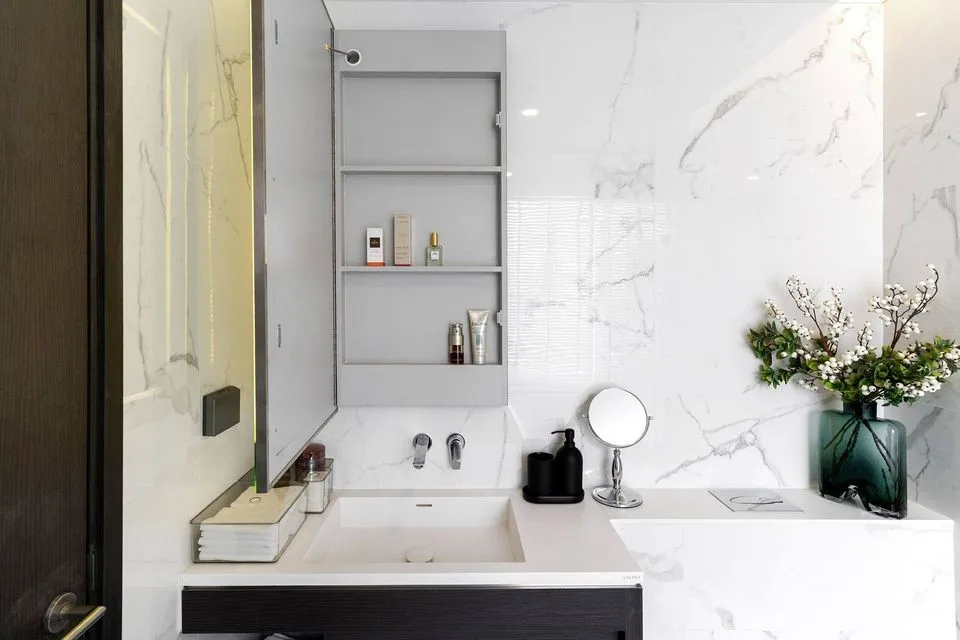 Property photos for Siamese Exclusive Queens