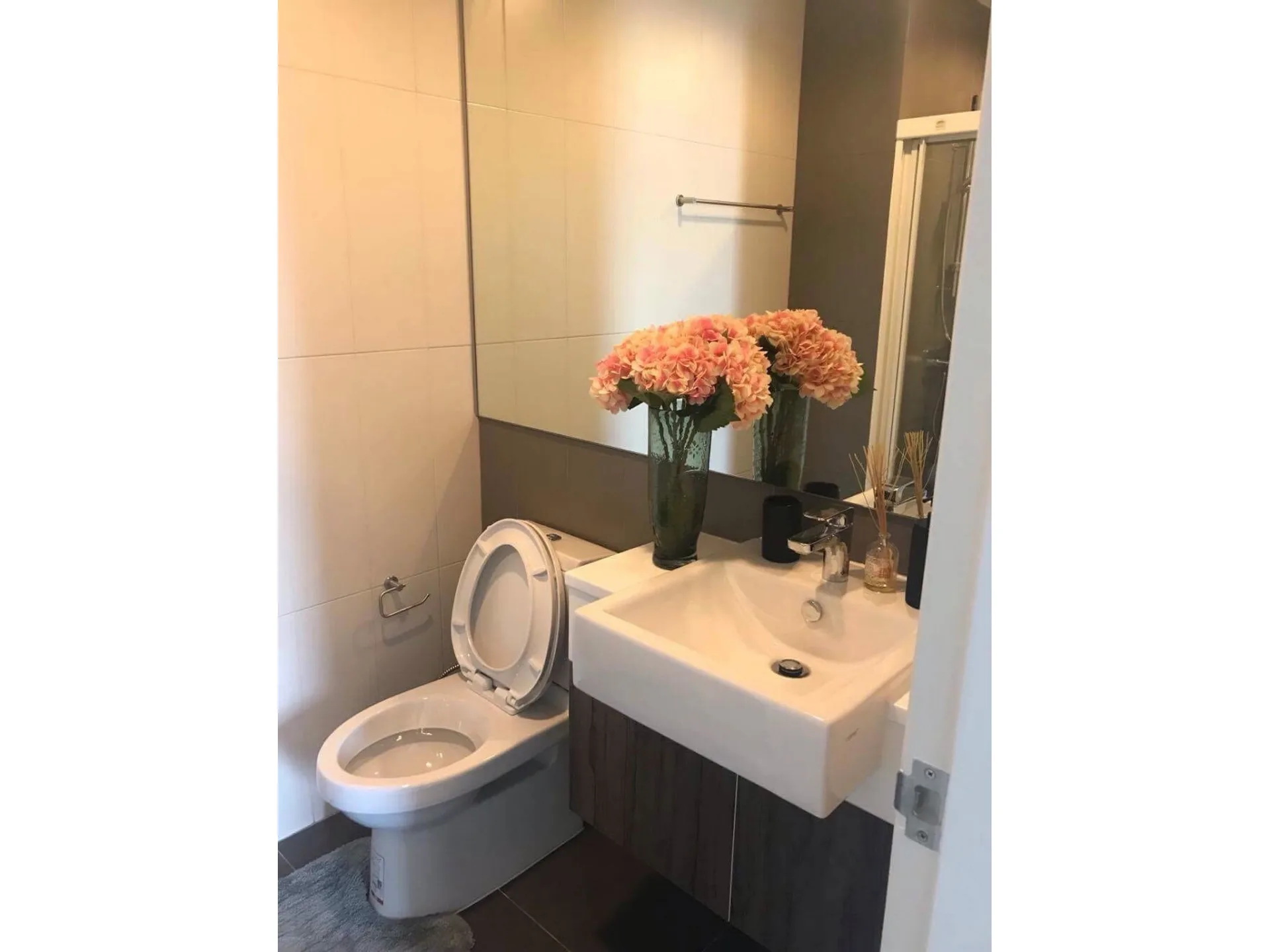 Property photos for Centric Huay Kwang Station