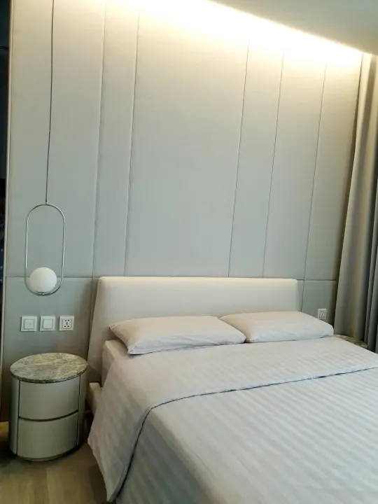 Property photos for The Room Sathorn - St.Louis
