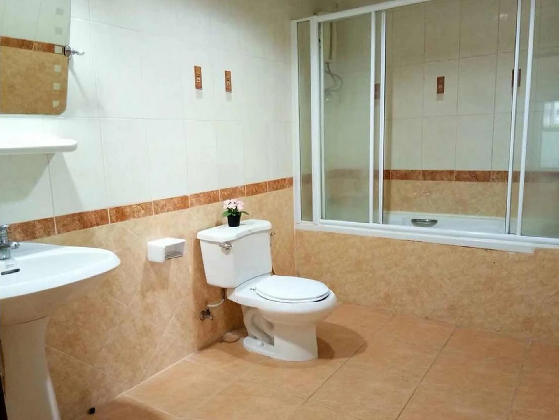 Property photos for The Waterford Park Sukhumvit 53